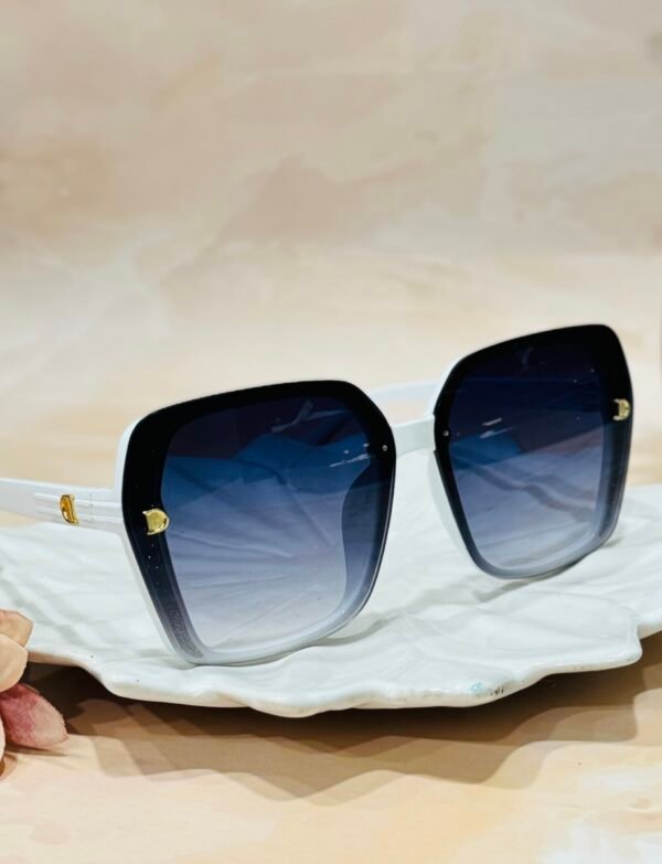 Square, white, blue frame, shimmer, big sunglasses