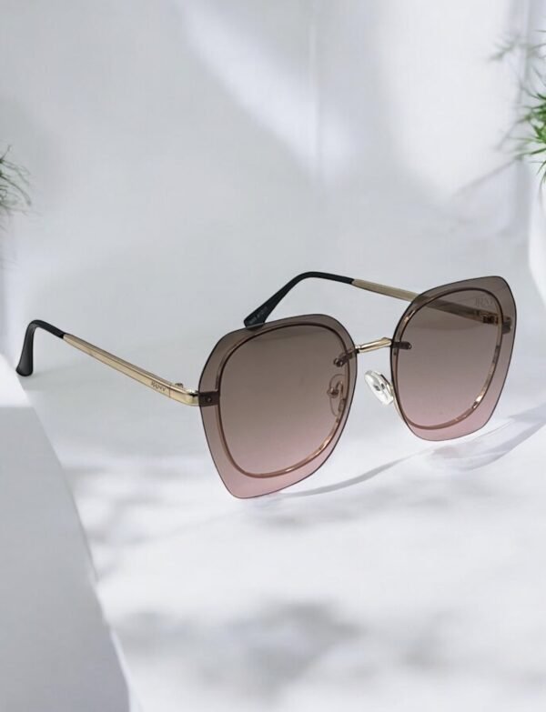 Square, pink, gradient frame, big sunglasses