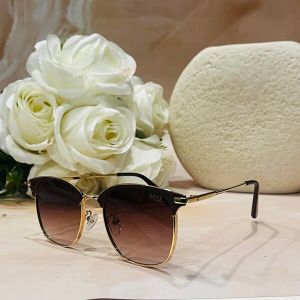 Golden frame, brown lens, light weight, cateye sunglasses