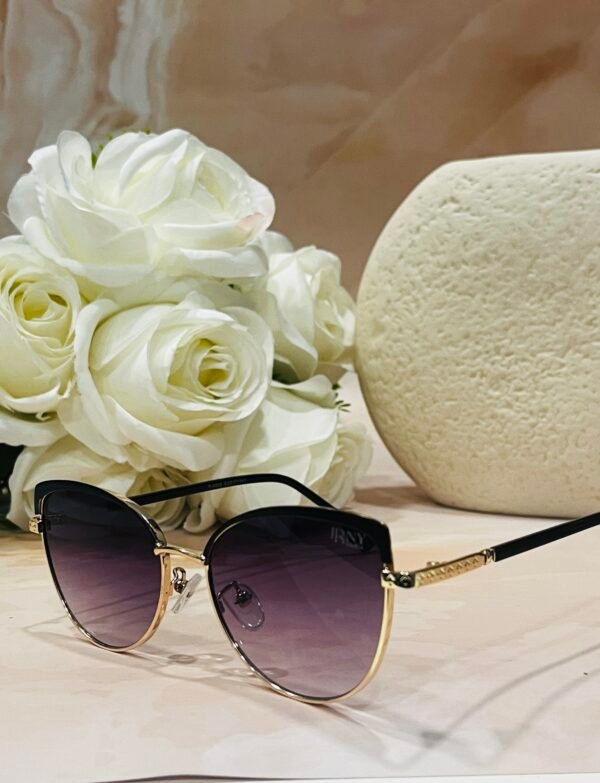 Golden frame, purple lens, light weight, cateye sunglasses