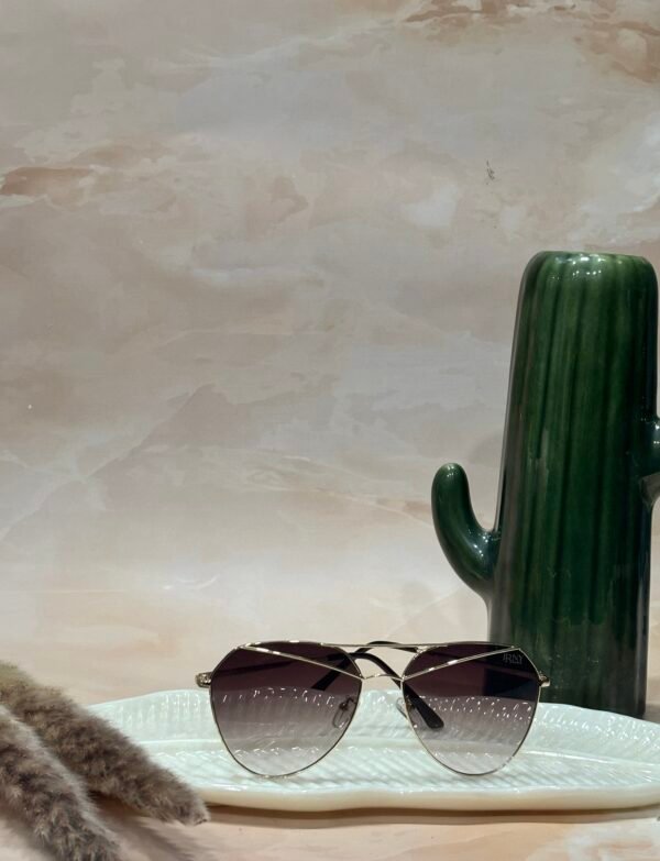 Brown, golden frame and detailing, light weight, aviator