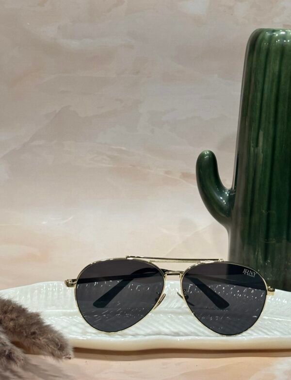Black, golden frame, classic aviator
