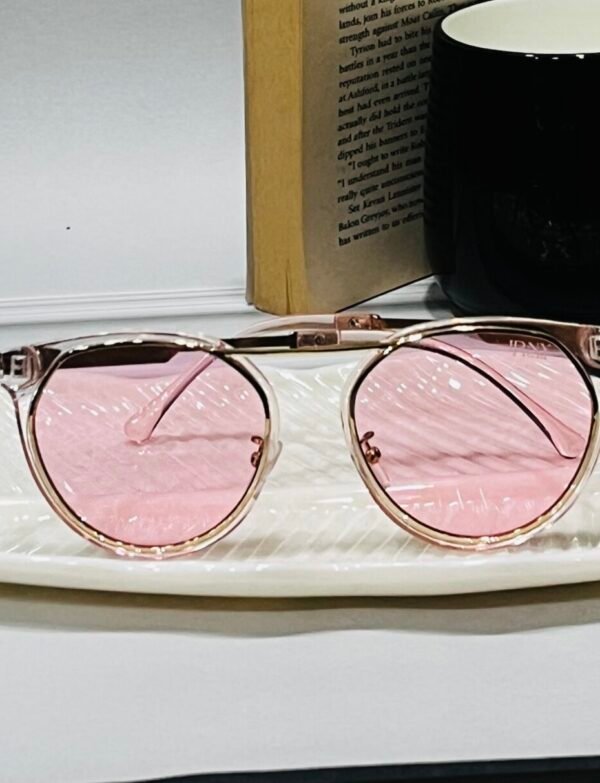 Round, gradient pink lens, luxury sunglasses