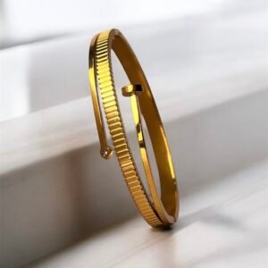Urban edge bracelet