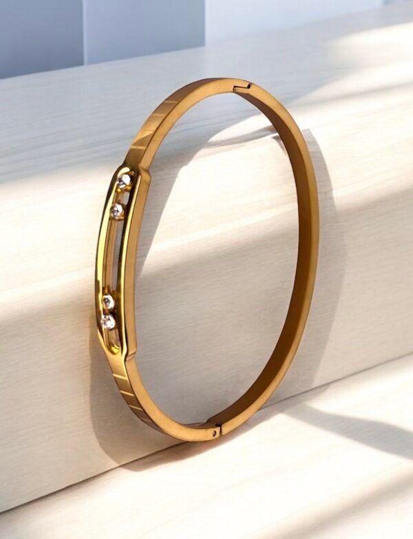 Vivid retro band bracelet