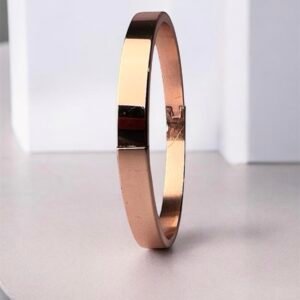 Bold and brilliant rose gold bracelet