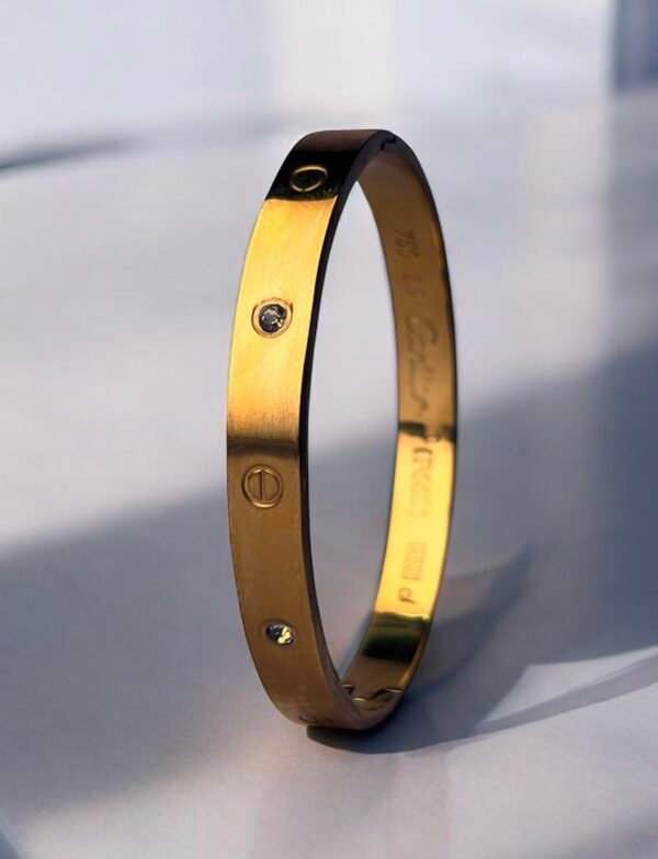 Wrap in gold bracelet